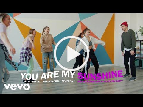 Kristine W – Next To You