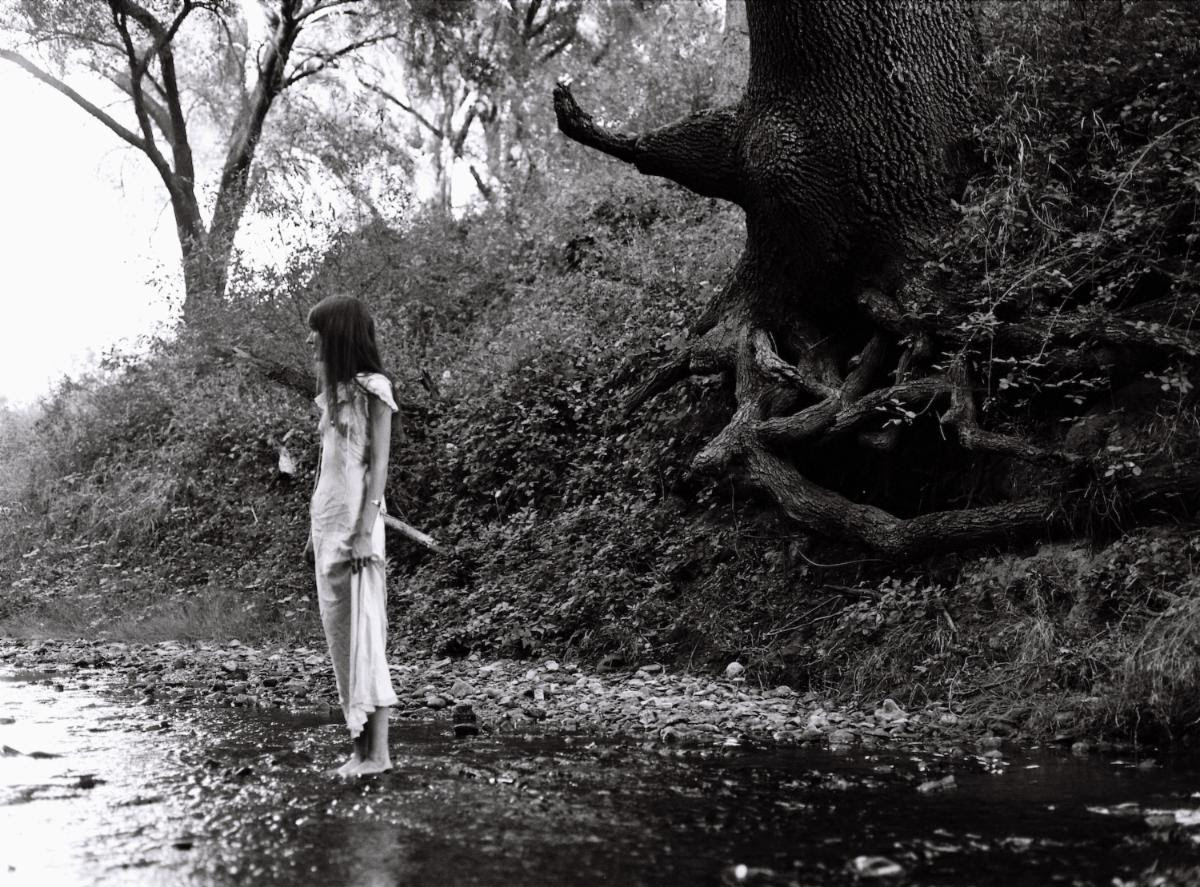 Nadia Faye – “drift” (Video)
